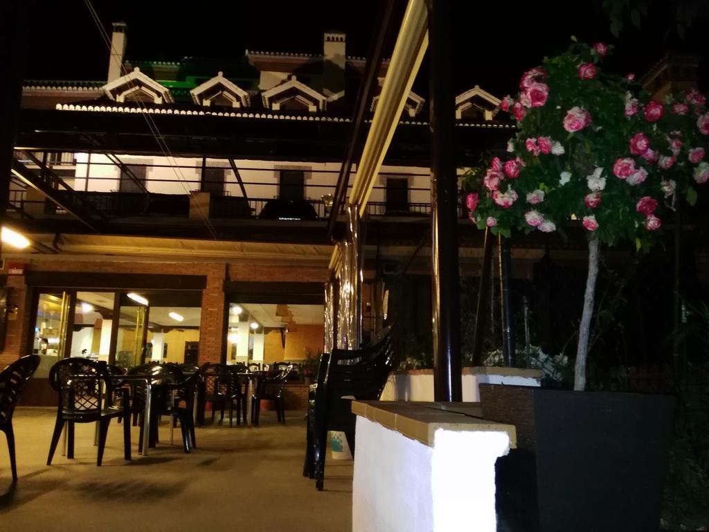 Hotel Rural Huerta Del Laurel Monachil Exterior foto
